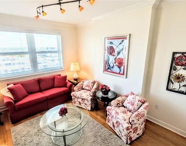 750 N Tamiami Trail - Photo Thumbnail 13