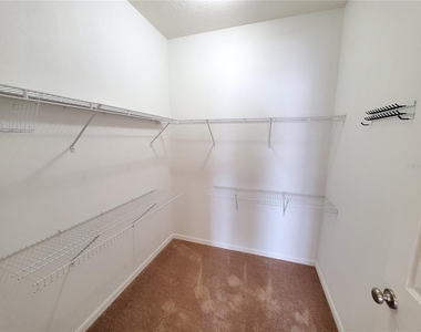 3468 Parkridge Circle - Photo Thumbnail 13