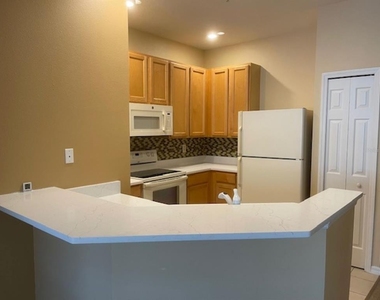 3468 Parkridge Circle - Photo Thumbnail 11
