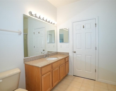 3468 Parkridge Circle - Photo Thumbnail 19