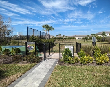 5753 Haven Terrace - Photo Thumbnail 17