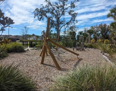 5753 Haven Terrace - Photo Thumbnail 22
