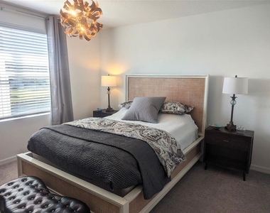 5753 Haven Terrace - Photo Thumbnail 9