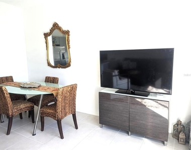 5753 Haven Terrace - Photo Thumbnail 4