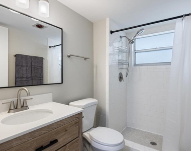 800 Benjamin Franklin Drive - Photo Thumbnail 18