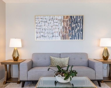 800 Benjamin Franklin Drive - Photo Thumbnail 6