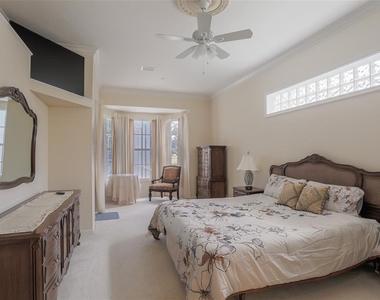 7005 Stanhope Place - Photo Thumbnail 15