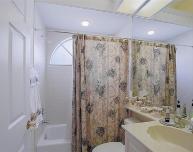 7005 Stanhope Place - Photo Thumbnail 21