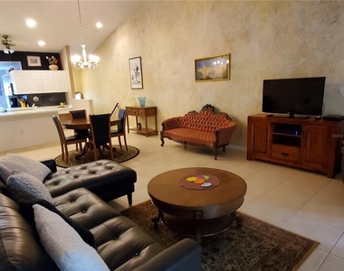 7138 Cedar Hollow Circle - Photo Thumbnail 10