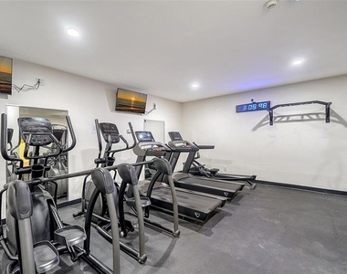 4822 Ocean Boulevard - Photo Thumbnail 65