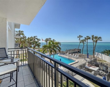 4822 Ocean Boulevard - Photo Thumbnail 24
