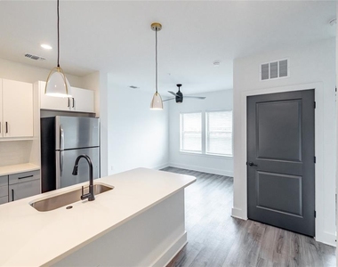 1420 Lakefront Drive - Photo Thumbnail 5