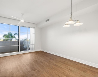 536 Bahia Beach Boulevard - Photo Thumbnail 3