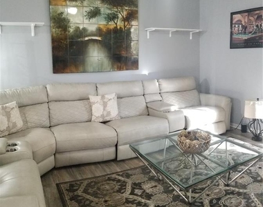 5001 Baraldi Circle - Photo Thumbnail 2