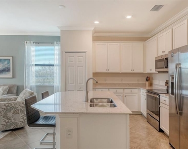 17510 Gawthrop Drive - Photo Thumbnail 10