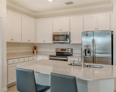 17510 Gawthrop Drive - Photo Thumbnail 8