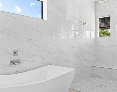 1412 Leland Way - Photo Thumbnail 7