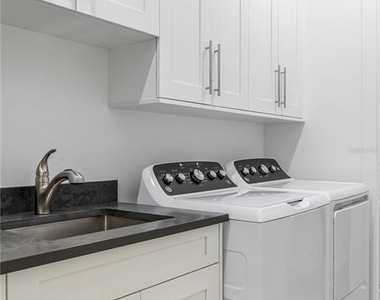 1412 Leland Way - Photo Thumbnail 29