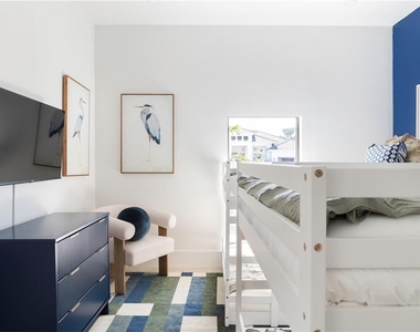 1412 Leland Way - Photo Thumbnail 11