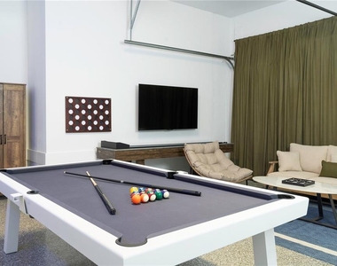 1412 Leland Way - Photo Thumbnail 34