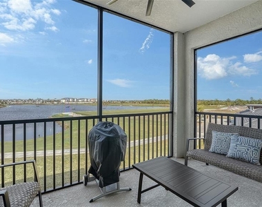 12140 Wellen Golf Street - Photo Thumbnail 10