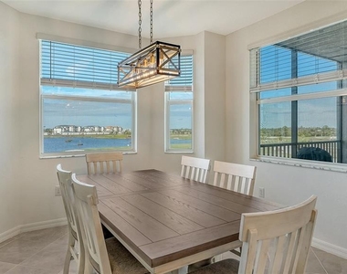 12140 Wellen Golf Street - Photo Thumbnail 21