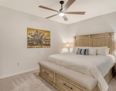 12140 Wellen Golf Street - Photo Thumbnail 23