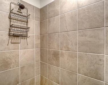 12140 Wellen Golf Street - Photo Thumbnail 29