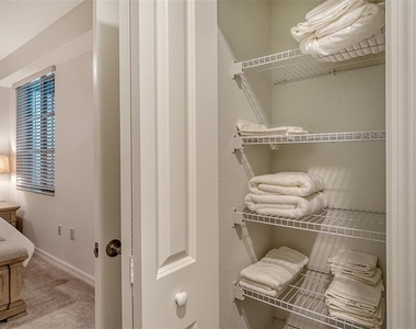 12140 Wellen Golf Street - Photo Thumbnail 27