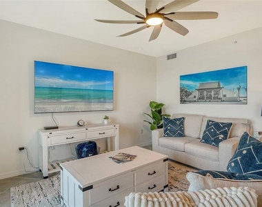 12140 Wellen Golf Street - Photo Thumbnail 15
