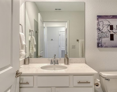 12140 Wellen Golf Street - Photo Thumbnail 32