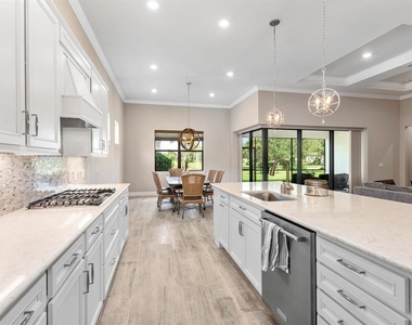 5610 Rain Lily Court - Photo Thumbnail 8