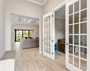 5610 Rain Lily Court - Photo Thumbnail 4