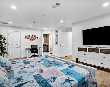 31 Lands End Lane - Photo Thumbnail 34