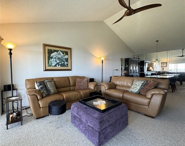 1155 Edgewater Circle - Photo Thumbnail 11