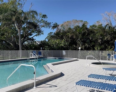 1155 Edgewater Circle - Photo Thumbnail 35