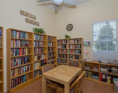 8370 Wingate Drive - Photo Thumbnail 31