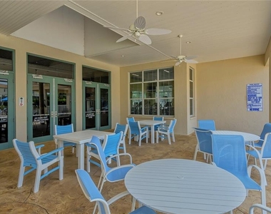 8370 Wingate Drive - Photo Thumbnail 20