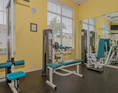 8370 Wingate Drive - Photo Thumbnail 29