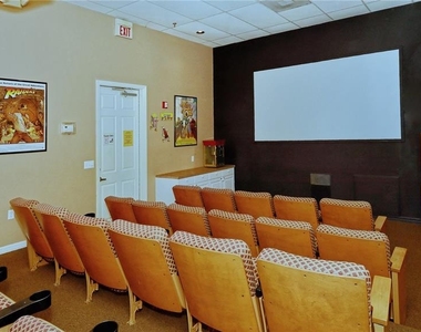 8370 Wingate Drive - Photo Thumbnail 32
