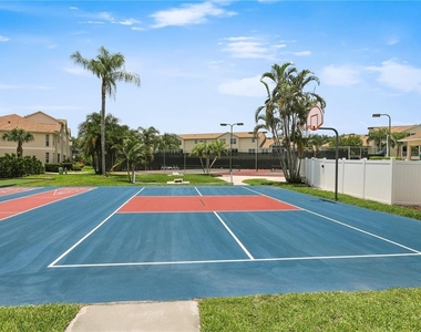8370 Wingate Drive - Photo Thumbnail 34