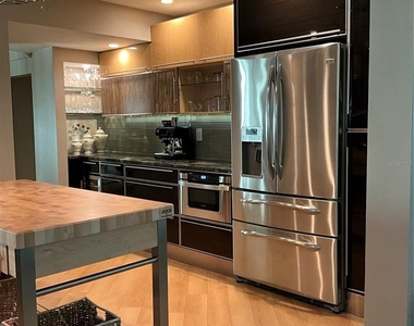 1323 Landings Drive - Photo Thumbnail 10