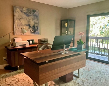 1323 Landings Drive - Photo Thumbnail 35