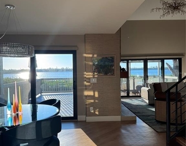 1323 Landings Drive - Photo Thumbnail 5