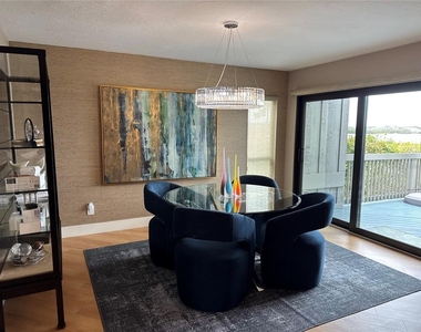 1323 Landings Drive - Photo Thumbnail 18