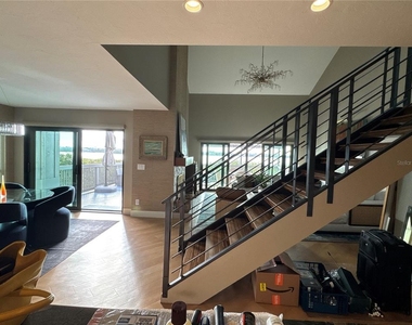 1323 Landings Drive - Photo Thumbnail 13