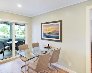 1335 Siesta Bayside Drive - Photo Thumbnail 18