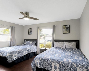 1127 De Leo Drive - Photo Thumbnail 22