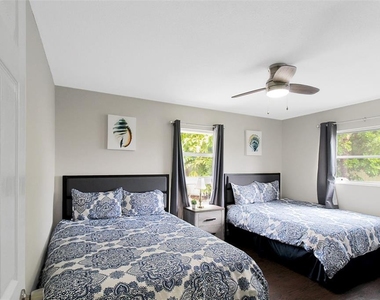 1127 De Leo Drive - Photo Thumbnail 26