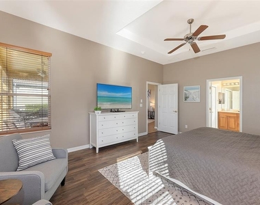 121 Savona Way - Photo Thumbnail 19